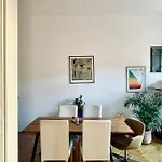 Spacious In Center