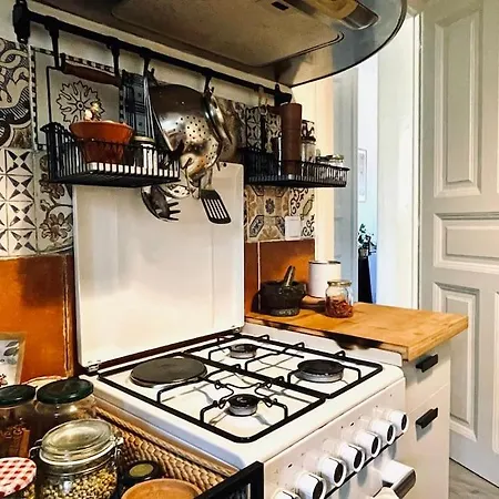 Spacious In Center Apartamento